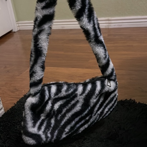 Mini Zebra Bag - Picture 2 of 3